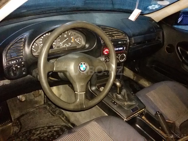 BMW 318 1994, 2,150,000 km - 1.8 l - Sumqayıt