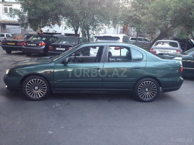 Nissan Primera 2001, 246,000 km - 1.8 л - Bakı