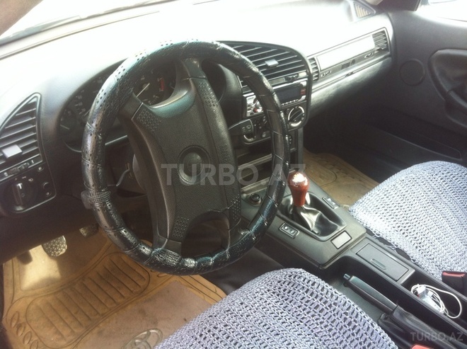 BMW 318 1994, 350,000 km - 1.8 л - Bakı