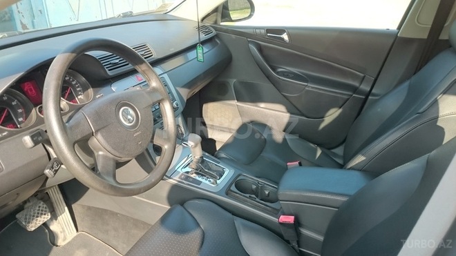 Volkswagen Passat 2006, 216,000 km - 2.0 l - Bakı