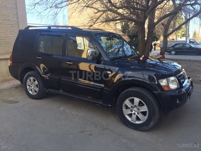 Mitsubishi Pajero 2006, 198,000 km - 3.0 л - Bakı