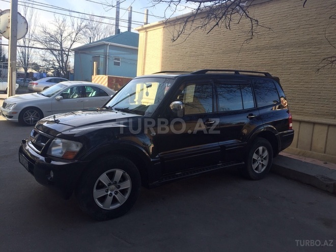 Mitsubishi Pajero 2006, 198,000 km - 3.0 л - Bakı