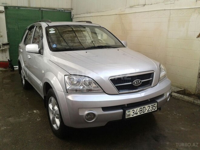 Kia Sorento 2004, 388,000 km - 2.5 л - Qax