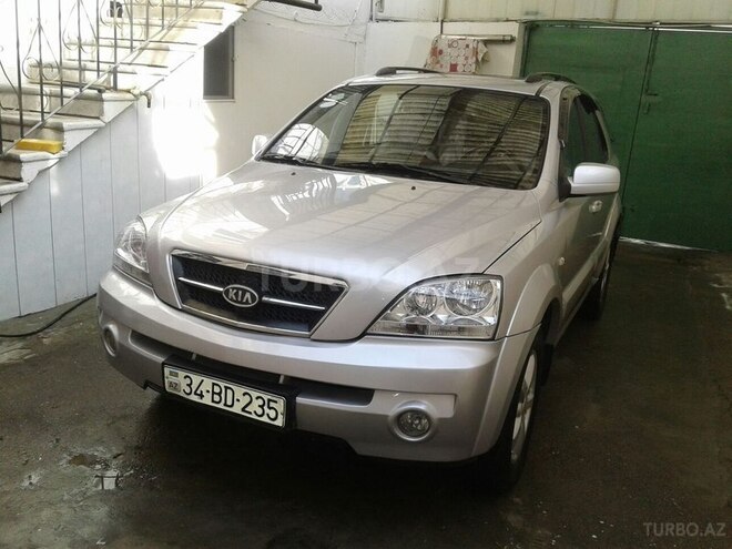 Kia Sorento 2004, 388,000 km - 2.5 л - Qax