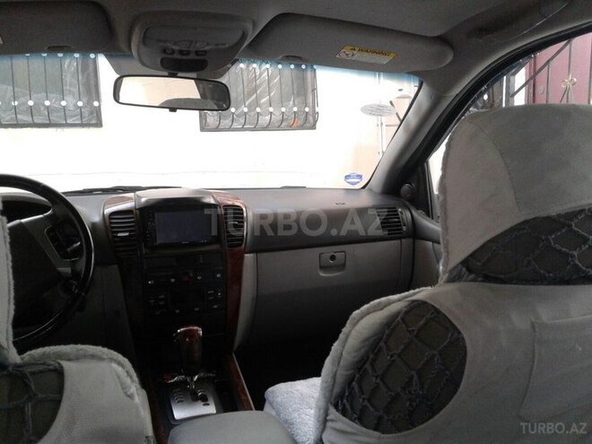 Kia Sorento 2004, 388,000 km - 2.5 л - Qax