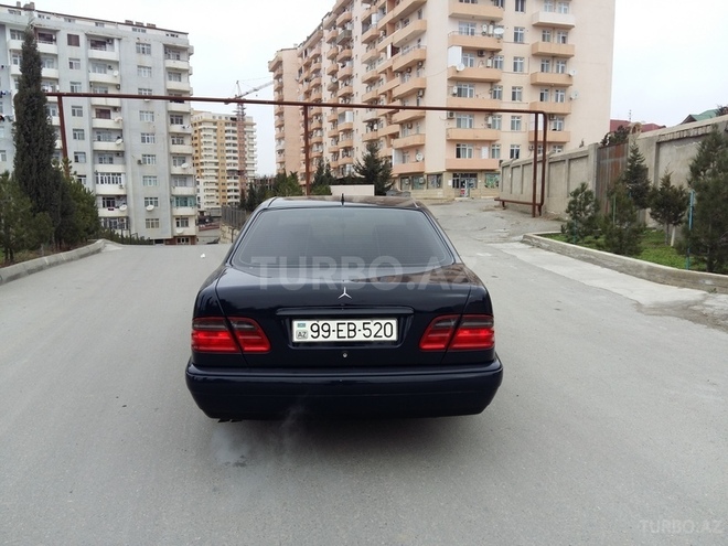 Mercedes E 240 1998, 364,100 km - 2.4 l - Bakı