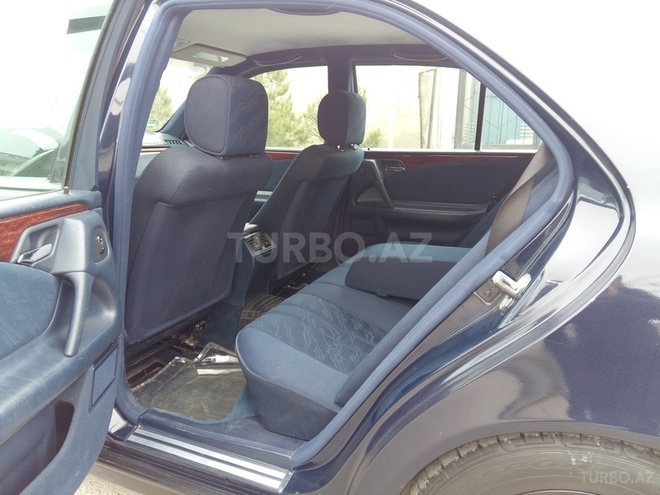 Mercedes E 240 1998, 364,100 km - 2.4 l - Bakı