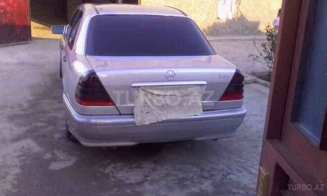 Mercedes C 220 1999, 367,000 km - 2.2 l - Bakı