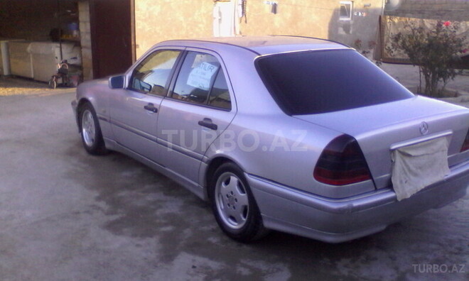 Mercedes C 220 1999, 367,000 km - 2.2 l - Bakı