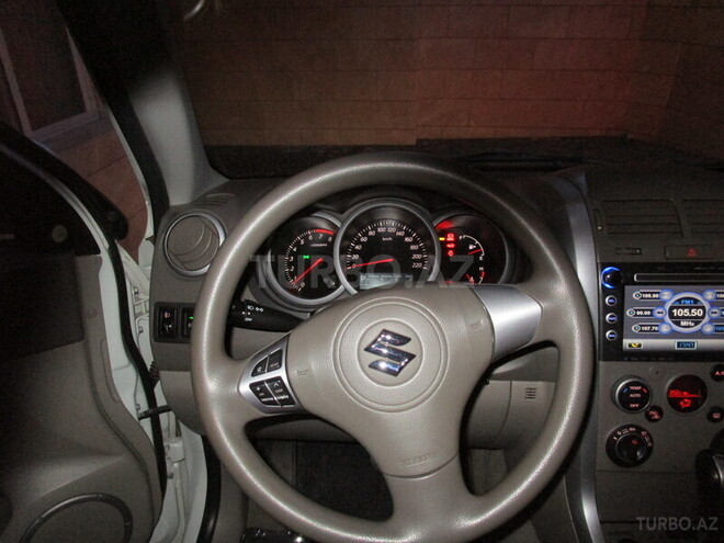 Suzuki Grand Vitara 2008, 86,400 km - 2.4 l - Bakı