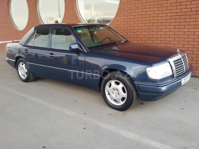 Mercedes E 200 1990, 400,000 km - 2.0 л - Gəncə