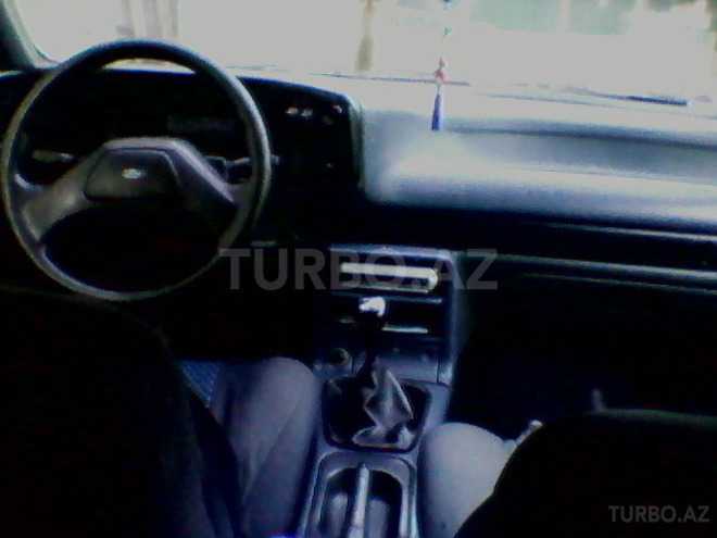 Ford  1989, 225,000 km - 2.0 л - Sumqayıt
