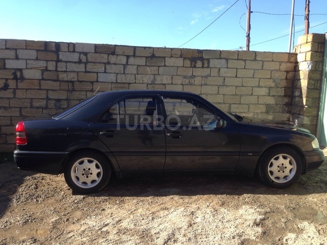 Mercedes C 180 1995, 411,000 km - 1.8 l - Bakı