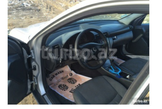 Mercedes C 180 2002, 223,000 km - 1.8 л - Bakı