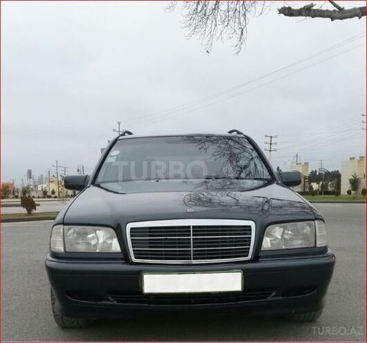 Mercedes C 220 2000, 260,000 km - 2.2 l - Bakı