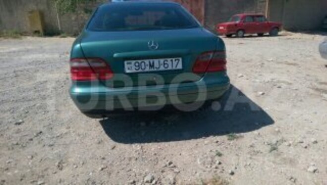 Mercedes E 230 1998, 10,000 km - 0.3 l - Bakı