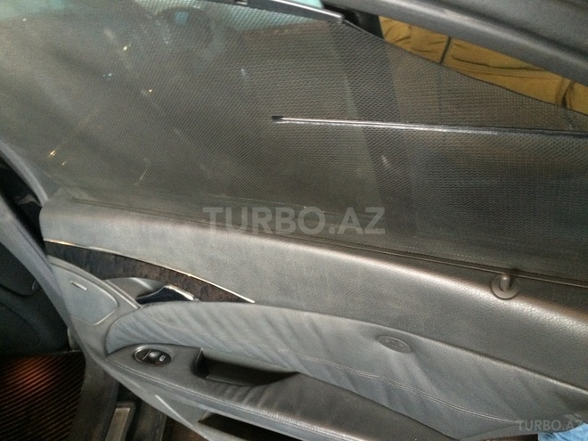 Mercedes E 320 2003, 180,000 km - 3.2 l - Bakı