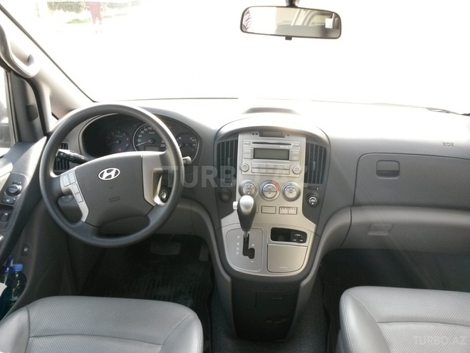 Hyundai H-1 2014, 32,980 km - 2.5 л - Bakı