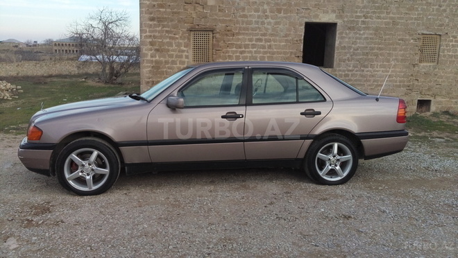 Mercedes C 180 1994, 390,000 km - 1.8 l - Bakı