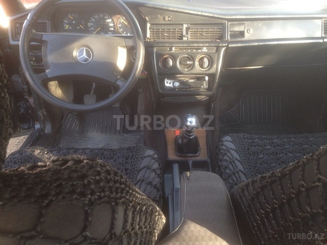 Mercedes 190 1991, 654,789 km - 2.0 l - Mingəçevir