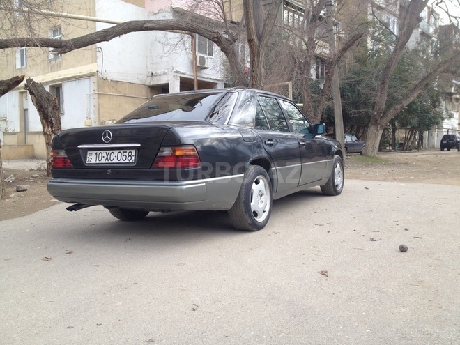 Mercedes E 250 1991, 500,000 km - 2.5 l - Bakı