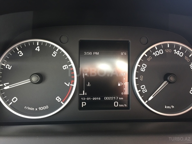 Land Rover Discovery 2012, 2,000 km - 0.5 l - Bakı