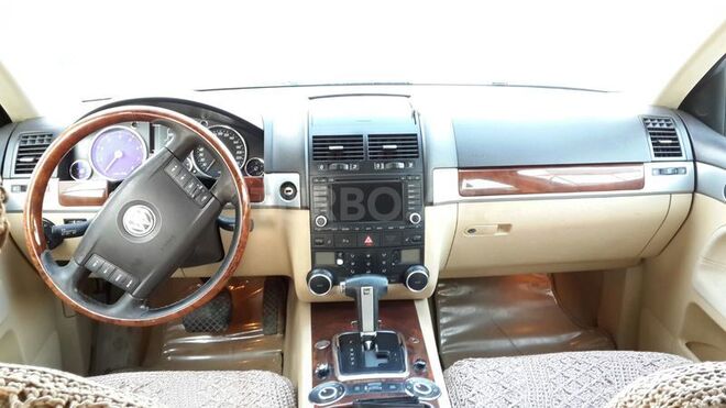 Volkswagen Touareg 2005, 220,000 km - 3.2 l - Bakı