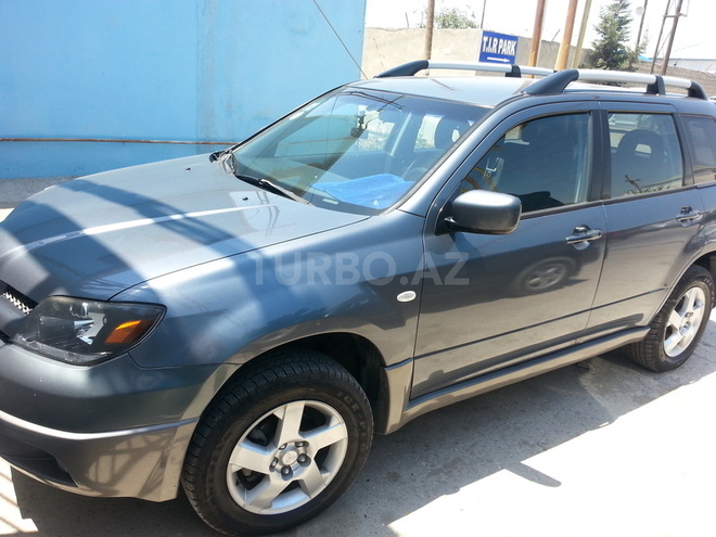 Mitsubishi Outlander 2002, 137,200 km - 2.4 l - Bakı