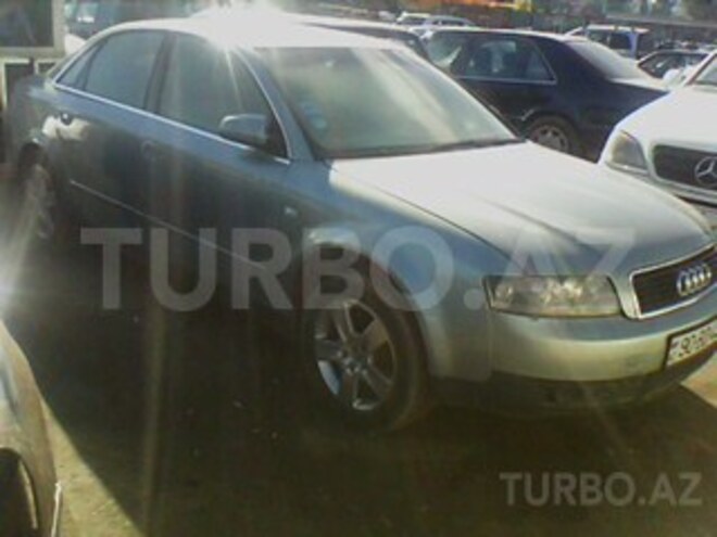 Audi A4 2002, 105,000 km - 0.3 l - Bakı