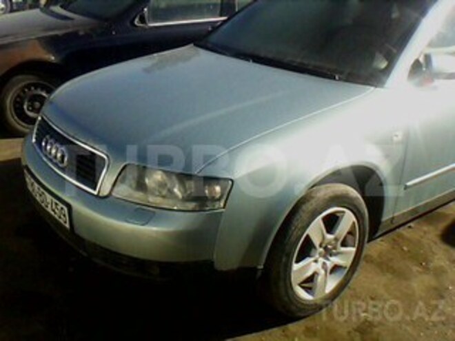 Audi A4 2002, 105,000 km - 0.3 l - Bakı