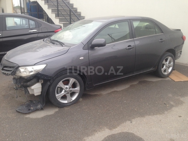 Toyota Corolla 2011, 90,000 km - 1.8 l - Bakı