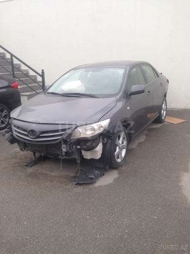 Toyota Corolla 2011, 90,000 km - 1.8 l - Bakı