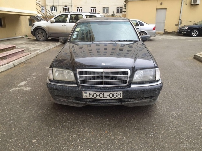 Mercedes C 230 1998, 198,000 km - 2.3 l - Sumqayıt