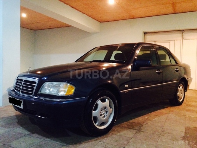 Mercedes C 200 1997, 260,000 km - 2.0 л - Bakı