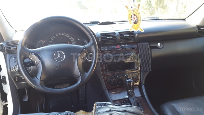 Mercedes C 200 2001, 250,000 km - 2.0 l - Bakı