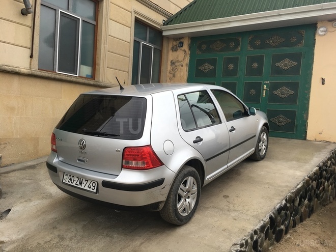Volkswagen Golf 2001, 195,000 km - 1.6 l - Bakı