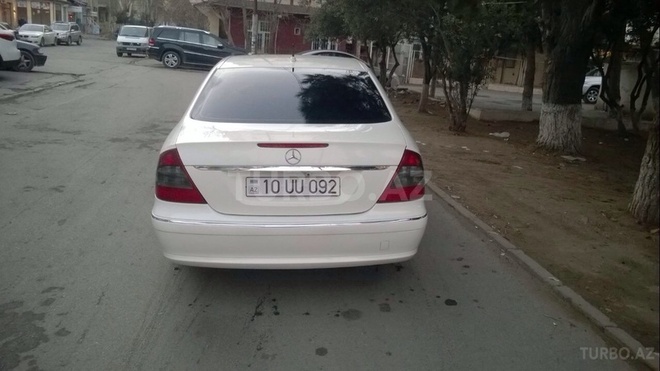 Mercedes E 220 2008, 152,000 km - 2.2 l - Bakı