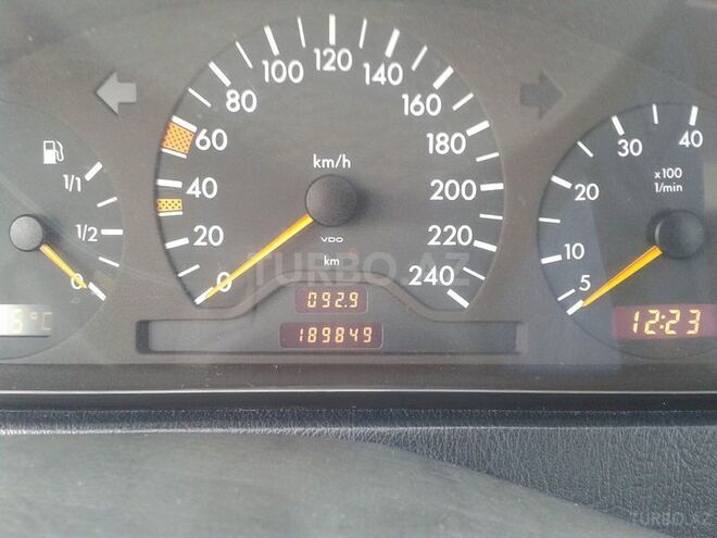 Mercedes C 230 1997, 190,421 km - 2.3 l - Bakı