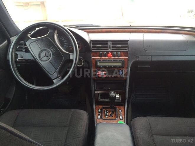 Mercedes C 220 2000, 214,000 km - 2.2 l - Bakı