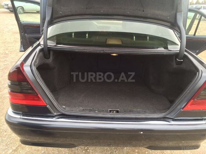 Mercedes C 220 2000, 214,000 km - 2.2 l - Bakı