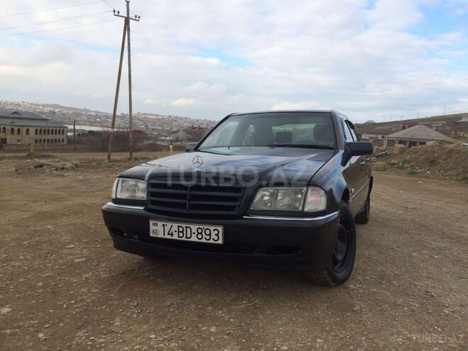Mercedes C 220 2000, 214,000 km - 2.2 l - Bakı