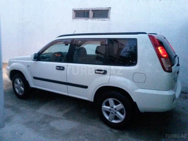 Nissan X-Trail 2011, 63,000 km - 2.5 l - Bakı
