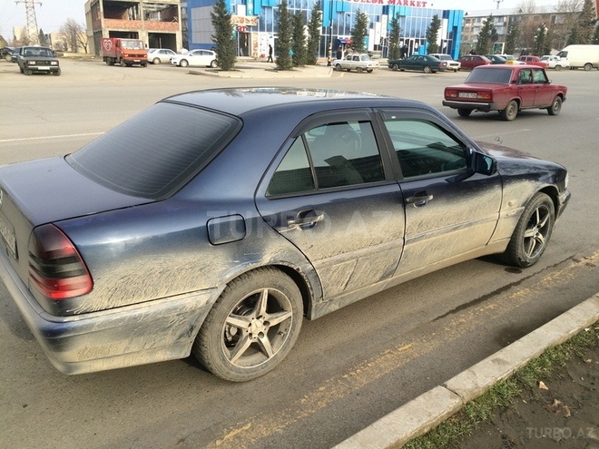 Mercedes C 180 1998, 272,966 km - 1.8 l - Gəncə