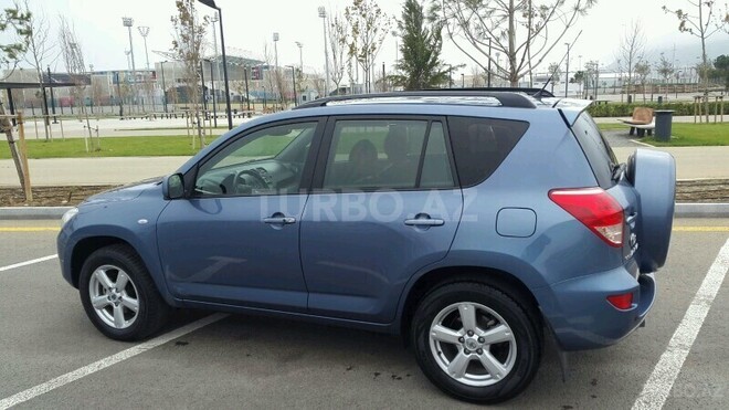 Toyota RAV4 2007, 110,000 km - 2.0 л - Bakı
