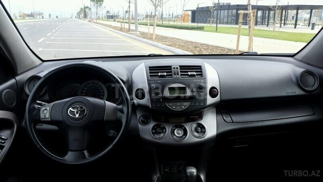 Toyota RAV4 2007, 110,000 km - 2.0 л - Bakı