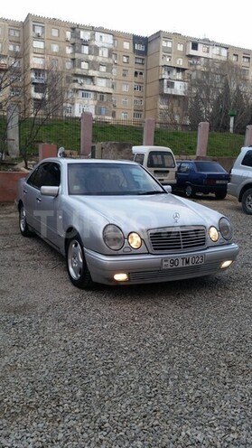 Mercedes E 230 1997, 233,000 km - 2.3 l - Bakı