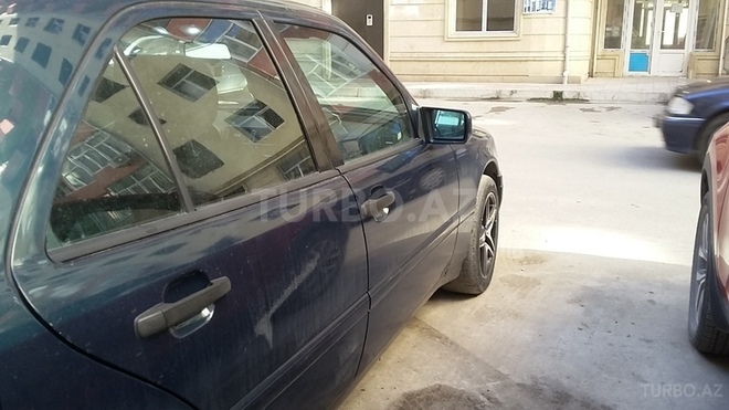 Mercedes C 180 1997, 210,000 km - 0.2 l - Bakı
