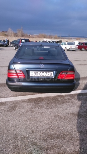 Mercedes E 230 1996, 246,000 km - 2.3 l - Bakı