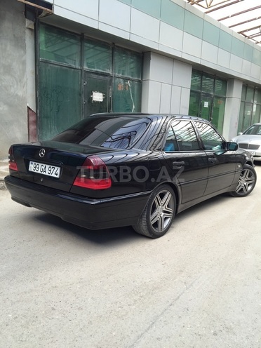 Mercedes C 240 1999, 201,000 km - 2.4 l - Bakı