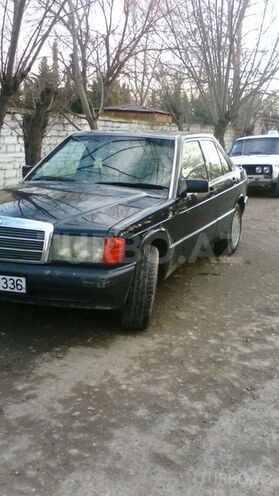 Mercedes 190 1991, 182,000 km - 2.0 l - Ağdam